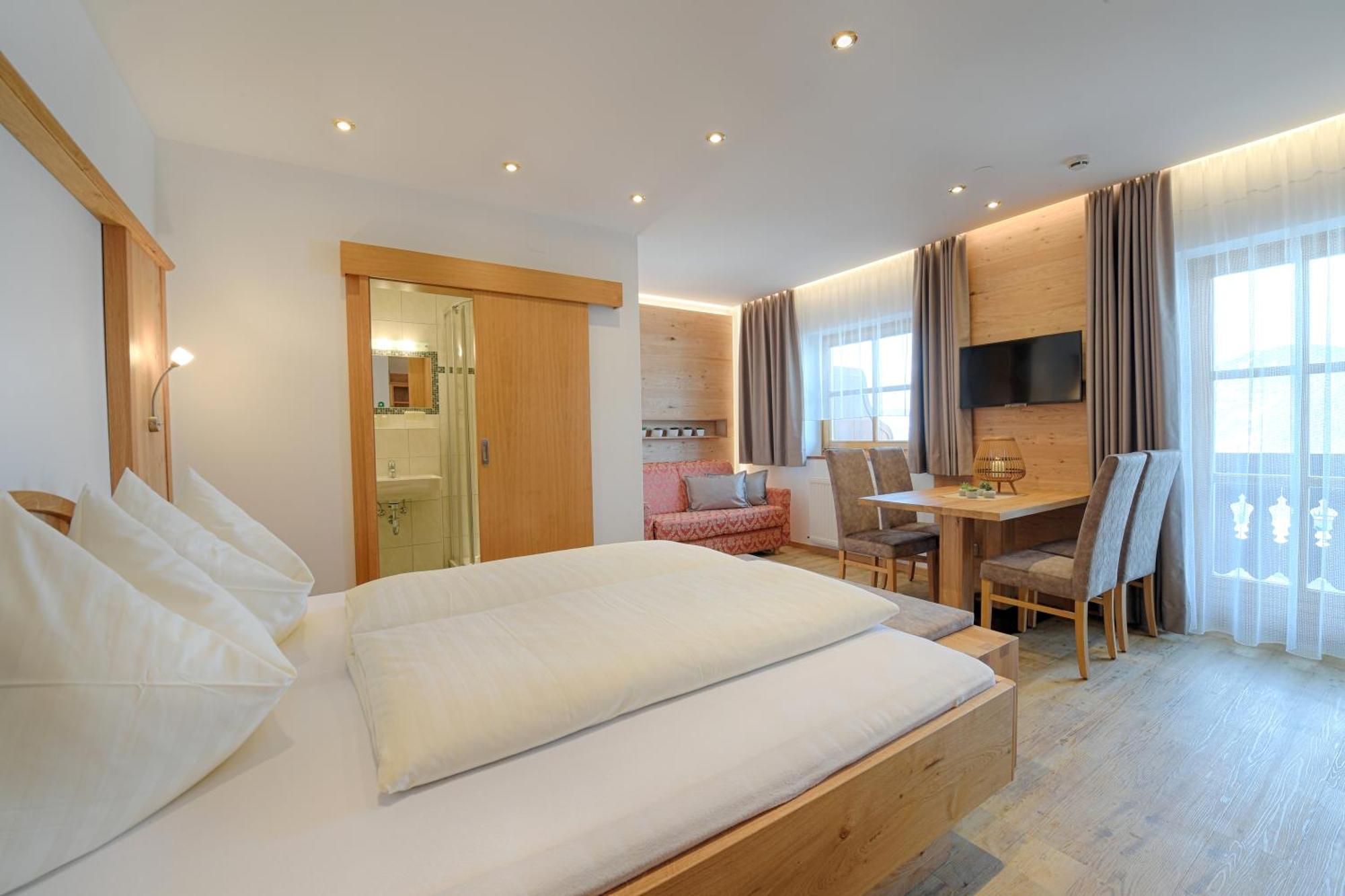 Apartments - Pension Florian Sankt Johann im Pongau Bagian luar foto