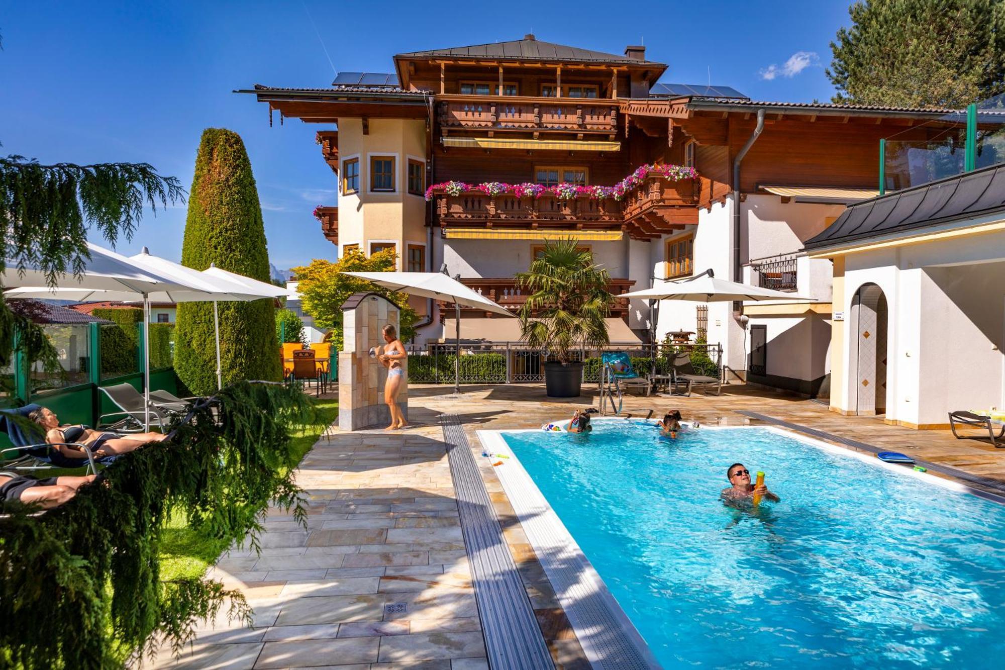 Apartments - Pension Florian Sankt Johann im Pongau Bagian luar foto